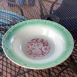 Vintage Serving Bowl 9”